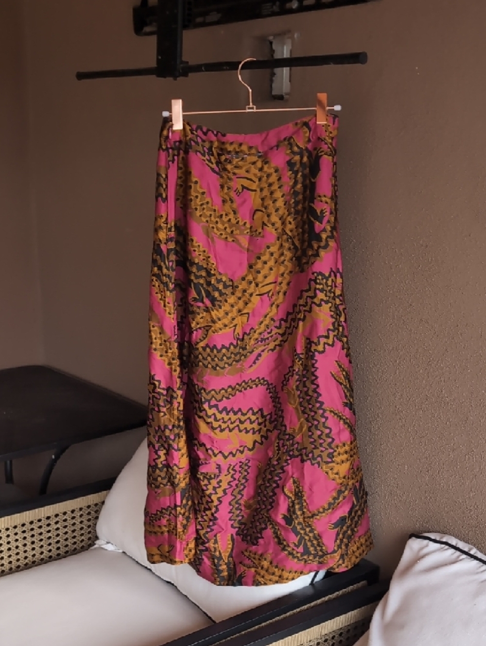 Farm Rio Women's Crocodile-print Satin Midi-skirt size S - Picture 9 of 13